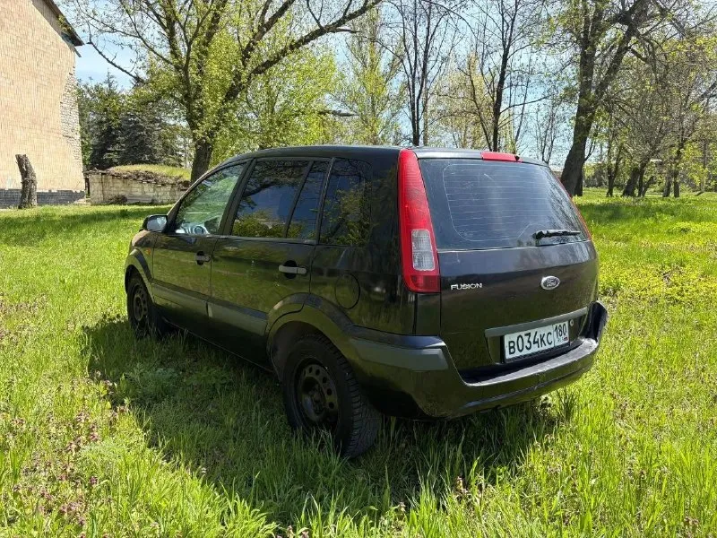 Продам ford fusion 2008 • 1.4 не троит, не дымит, нареканий нет •коробка без вопросов, ничего не хрустит, не выбивает •ходовая не брякает, ничего не стучит, сбитое авто •дно, пороги, стаканы все целое, дыр нет, варить ничего не надо •салон чистый и опрятный, весь комплектный •машинка сел-поехал, без каких либо срочных вложений •по документам птс стс дкп •vin wf0uxxgaju8g72941 •осмотр макеевка цена 300 +79494491086 📞 звоните: +7(949)4491086 - фотография - 7