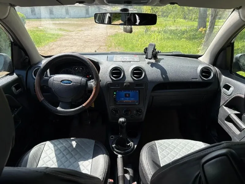 Продам ford fusion 2008 • 1.4 не троит, не дымит, нареканий нет •коробка без вопросов, ничего не хрустит, не выбивает •ходовая не брякает, ничего не стучит, сбитое авто •дно, пороги, стаканы все целое, дыр нет, варить ничего не надо •салон чистый и опрятный, весь комплектный •машинка сел-поехал, без каких либо срочных вложений •по документам птс стс дкп •vin wf0uxxgaju8g72941 •осмотр макеевка цена 300 +79494491086 📞 звоните: +7(949)4491086 - фотография - 9