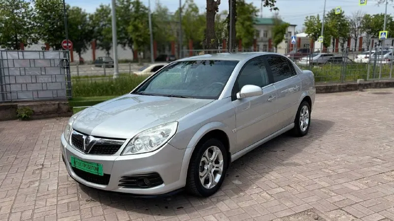 🚘марка: opel vectra ⚙️двигатель:2.0 ⛽️вид топлива:бензин кпп:механика кузов: седан пробег: 250.000 км 📅год выпуска: 2006 💰цена: 650.000 руб •усилитель руля. •эл стеклоподъёмники •мультимедиа •кондиционер продажа возможна : наличный расчет✅ безнал✅ кредит✅ обмен на ваш авто✅ звонки по номеру 📲+79495111156 🛜также в телеграмм и мах 🚘автосалон:автото4ка 🌎находимся по адресу 📍г. мариуполь ул. макара мазая 41 с 10.00 до18.00 - фотография - 1