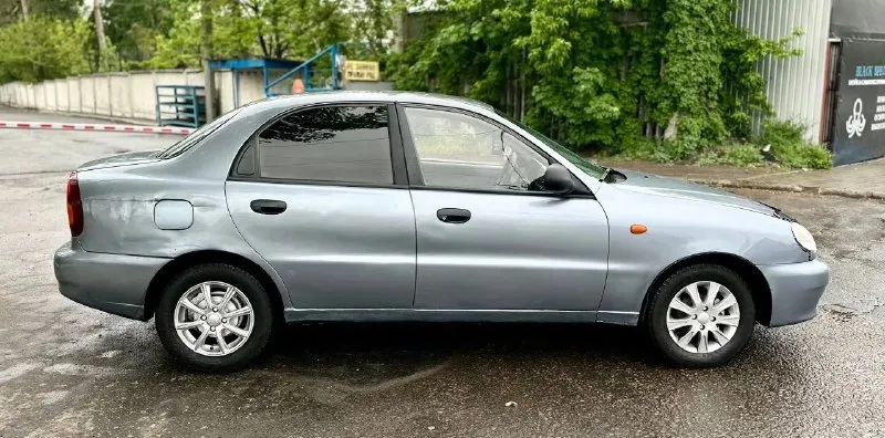 Срочно очень срочно торг у капота.
Цена 265.000руб.
Ланос 1.5 2010год sx комплектация.
Кондиционер, гур, эл. Стеклоподъемники, авс, парк-троник. Бортовой компьютер, музыка. Литые диски. Автомобиль в хорошем состоянии вложений не требует. Кузов не гнилой и не ржавый, мотор работает отлично, ходовая и коробка в порядке. Юредически чистая. Любое переоформление. Осмотр донецк.
+79497922370
+79185136926 - фотография - 4