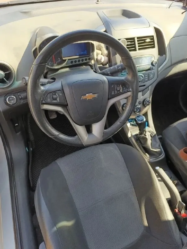 Chevrolet авео т300. Родной пробег 80 тыс. . 2012г. (куплен в 2013г. Привезен из кореи - корейской сборки!). Цена 750000руб. В отличном состоянии. Один собственник. На механике. Двигатель 1.6, 115 л. С. В полной комплектации. Круизконтроль, 16 литые диски. Кузов оцинкован, антикоррозия повторно. Имеется кондиционер, мультируль в кожаной оплетке, противотуманки, парктроники задние, abs, гидроусилитель руля, 6 подушек безопасности, регулеровка рулевой колонки. Два ключа. +79493311517 нина. Донецк, днр.
📞 Звоните: +7(949)3311517 - фотография - 9