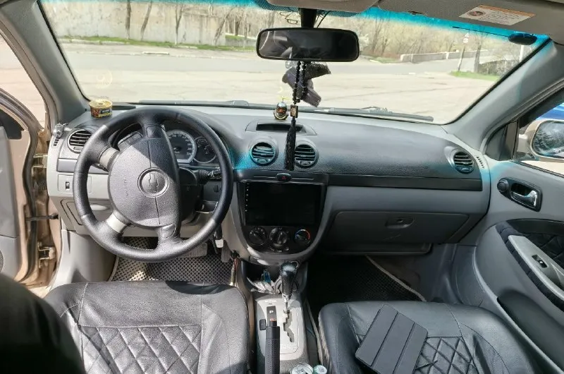 Автор: продам chevrolet лачетти года выпуска : 2007 коробка: автомат (коробка не пинается) машина в идеальном техническом состоянии, очень много чего заменено. Не гнилая. Есть нюансы по лкп (видно на фото). Я хозяйка. По комплекции: 4 стеклоподъёмника, мультируль, кондиционер, подушки безопасности, эл. Регулировка зеркал, подогрев заднего стекла цена:445т. Р. + небольшой торг город зугрэс все вопросы по телефону:+79493634282.. !!!наш телеграм канал [ бесплатное размещение за репост!!! Правила сообщества [ мы в мах [
📞 Звоните: +7(949)3634282 - фотография - 6