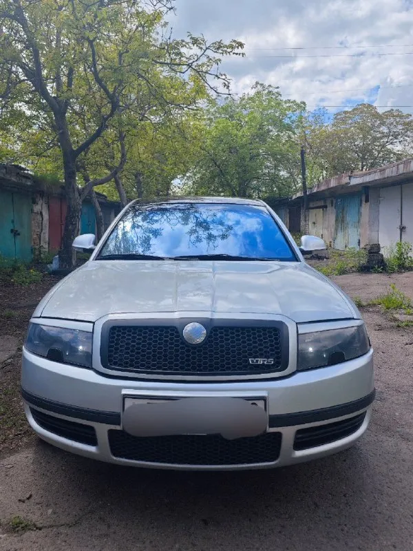Продам skoda superb 2006 года выпуска. пробег: 250 тысяч. 1 8 t. установлен газ пропан. размер колес: r 19 стоит хорошая музыка. автомобиль ездит каждый день, по технической части все исправно. двигатель масло не берет, не дымит. сидения стоят с volkswagen cc. цена: 750 тысяч. максим. +79494316045 макеевка 📲 tg: @wixizez 📞 звоните: +7(949)4316045 - фотография - 6