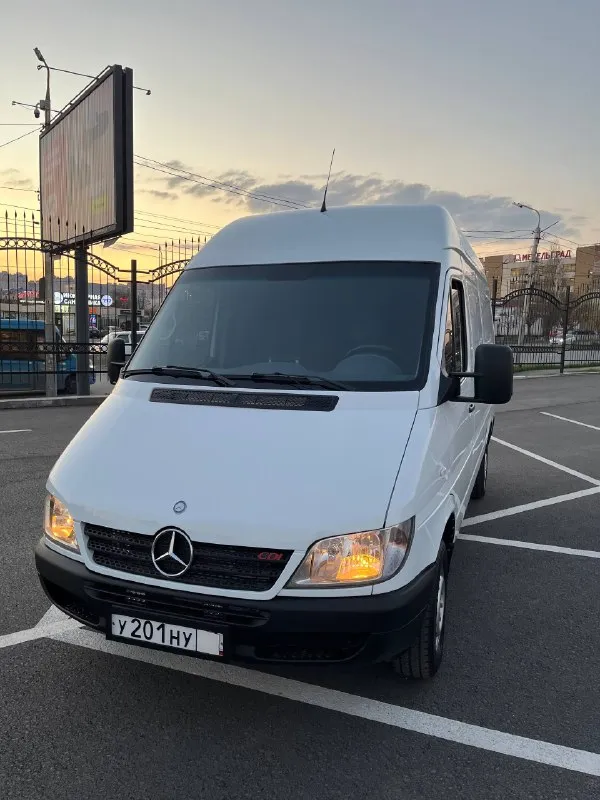 Mercedes sprinter 2014 год 2.1 состояние идеальное новая резина зеленая автотека без дтп коробка ходовая в отличном состоянии не дымит не троит работает четко ходовая без лишних звуков коробка так же на отлично не хрустит не выбивает все скорости работают топливная так же в порядке подробнее расскажу по телефону пробег заводской 205.000 вложений не требует документально кристально чистая осмотр: донецк телефон: +79508581841 так же телеграмм/вотсап ▶️ смотреть больше фото ◀️ 📞 звоните: +7(950)8581841 - фотография - 3