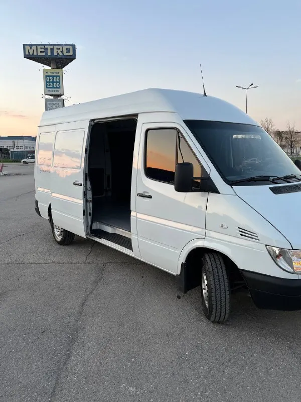 Mercedes sprinter 2014 год 2.1 состояние идеальное новая резина зеленая автотека без дтп коробка ходовая в отличном состоянии не дымит не троит работает четко ходовая без лишних звуков коробка так же на отлично не хрустит не выбивает все скорости работают топливная так же в порядке подробнее расскажу по телефону пробег заводской 205.000 вложений не требует документально кристально чистая осмотр: донецк телефон: +79508581841 так же телеграмм/вотсап ▶️ смотреть больше фото ◀️ 📞 звоните: +7(950)8581841 - фотография - 5
