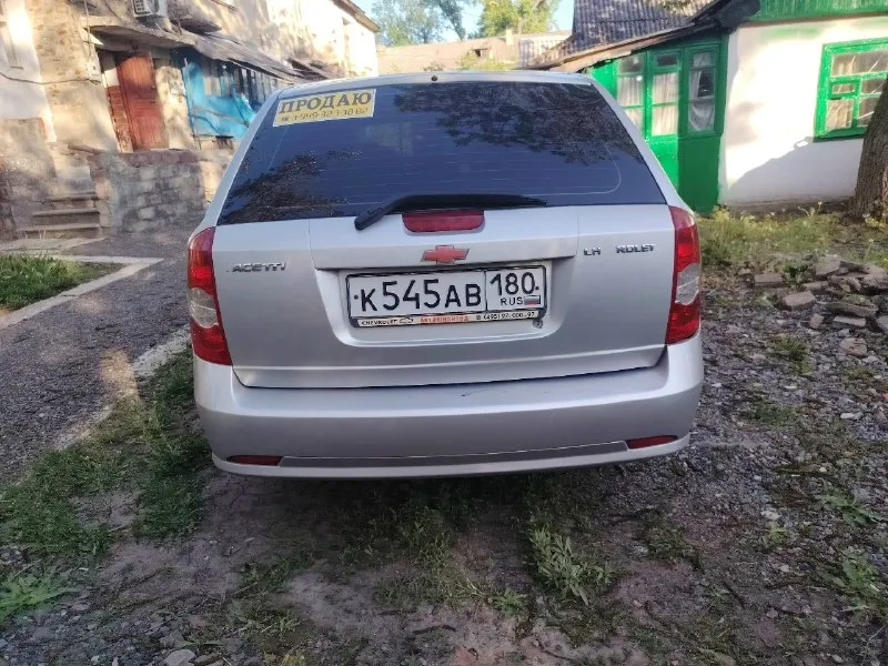 Продам chevrolet лачетти универсал 2006 г. Бензин. 1.6., пробег 290.за время владения заменил клапанную крышку на алюм. , радиатор печки, основной радиатор, задние суппорта. Осенью 2025 г. Заменил масло в коробке, шаровые, расширительный бачек, бачек гура и масло, термостат, заправил кондер. С машиной отдам новые стойки стабилизатора(передние), резинки заднего стабилизатора, усилитель заднего бампера, зиму на штампах. Хочу 450 тыс. +79493277882 снежное
📞 Звоните: +7(949)3277882 - фотография - 3