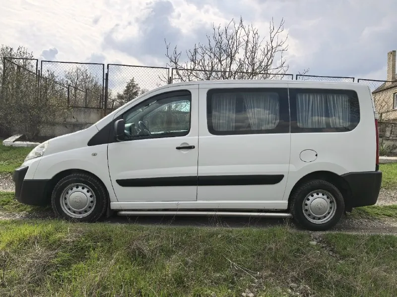 Продам автомобиль peugeot эксперт 2009 года выпуска. 2.0. 6ст мкпп. пробег 260 тыс. км. пассажир 8 мест. состояние хорошее, 1 собственник. цена: 1 млн. руб. , торг возможен. г. докучаевск : +7(949) 309-47-66. 📞 звоните: +7(949)3094766 - фотография - 1