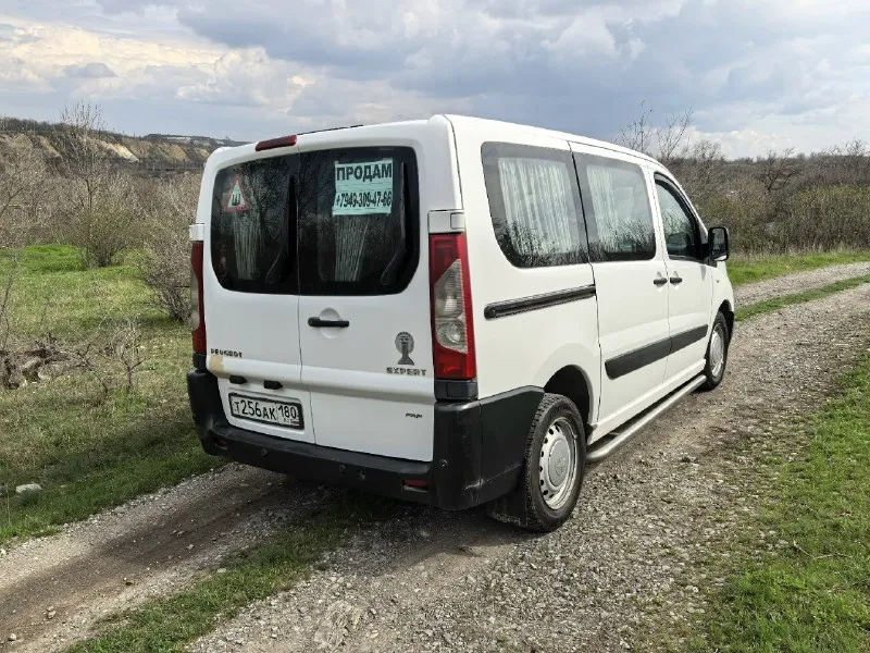 Продам автомобиль peugeot эксперт 2009 года выпуска. 2.0. 6ст мкпп. пробег 260 тыс. км. пассажир 8 мест. состояние хорошее, 1 собственник. цена: 1 млн. руб. , торг возможен. г. докучаевск : +7(949) 309-47-66. 📞 звоните: +7(949)3094766 - фотография - 4