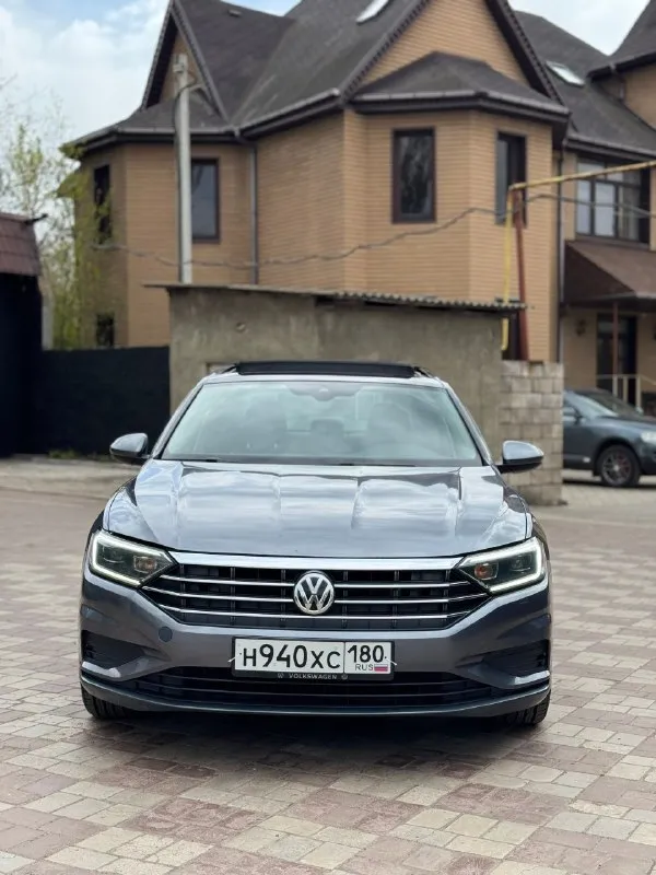 Продам volkswagen jetta sel 2019 года. мотор 1.4 turbo, коробка 8-ми ступенчатый автомат. богатая комплектация: климат контроль, панорама, электронная приборка, музыка beats, адаптивный круиз контроль, удержание в полосе. все стекла заводские, подушки не стреляли. 2 комплекта шин на дисках лето r18, зима на оригинальных r16 (оба комплекта новые). машина обслужена, вложений не требует. 3vwe57bu2km102283 город: макеевка пробег: 145.000 км цена: 1.850.000 руб. (возможна продажа в кредит) ☎️ +7 (949) 373-86-22 telegram ☎️ +7 (952) 412-23-63 📞 🇷🇺 звоните: +79493738622 - фотография - 4