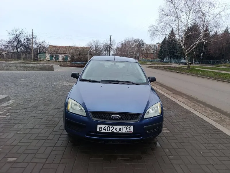 🛞продам ford focus 2 ⌛️2005 года ❗️зелёная автотека❗️ vin: wfowxxgcdw5r05536 ✅2-ключа ✅днище не гнилое, в хорошем состоянии, пороги целые коробка механика ✅кондиционер ✅электро-стеклоподьемники пробег родной-245000 тыс. ✅резина зима хорошая (проехала 1 сезон) по кузову :крашена крышка багажника ✅салон в хорошем состоянии цена: 400.000 руб. город: макеевка🏡 звонить по номеру +79494691543☎️ - фотография - 1