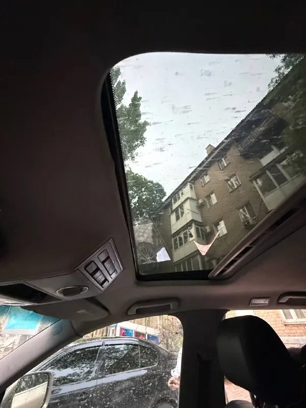 Срочно‼️ volkswagen touareg i двигатель (бензин) 3.2 год 2003 пробег 320 000 коробка автомат машина обслужена, мотор масло не ест без пневмы! салон - кожа. к машине относились аккуратно, обслуживание только хорошими расходниками юридически чистая, любые проверки. автомобиль в донецке. отличный внедорожник, сел и поехал. цена: 600 000 +79490196575 - фотография - 5
