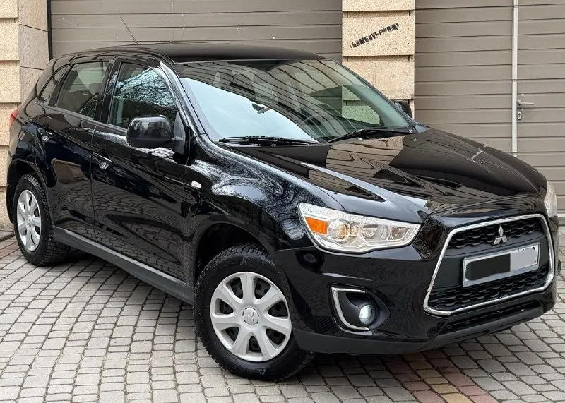 Продам mitsubishi asx рестайлинг, 2015 года выпуска, объём двигателя 1.6, коробка передач механика (самая надёжная связка в линейке!), пробег 157.000 родной!

Авто без дтп!, в родном окрасе✅, 2 хозяина за всё время эксплуатации, надёжный японский красовер, комфортабельный и вместительный

Автомобиль в идеальном состоянии, без каких либо нюансов, как внешне так и технически!, обслужен на данный момент весь от а до я, за машиной всегда ухаживали и обслуживали своевременно, имеется все сервисные книжки, два комплекта ключей, установлена сигнализация starline.

Комплектация: бортовой компьютер, кондиционер, датчик света и дождя, подогрев сидений, складывание зеркал, эл. Регулировка зеркал, подогрев стёкол, 4 слекподъемника, abs esp, мультимедиа с хорошим звуком, имеется все для комфортного вождения.

По документам любой вид оформления.

Цена 1.080.000
+79495644736
+79496935850 - фотография - 1
