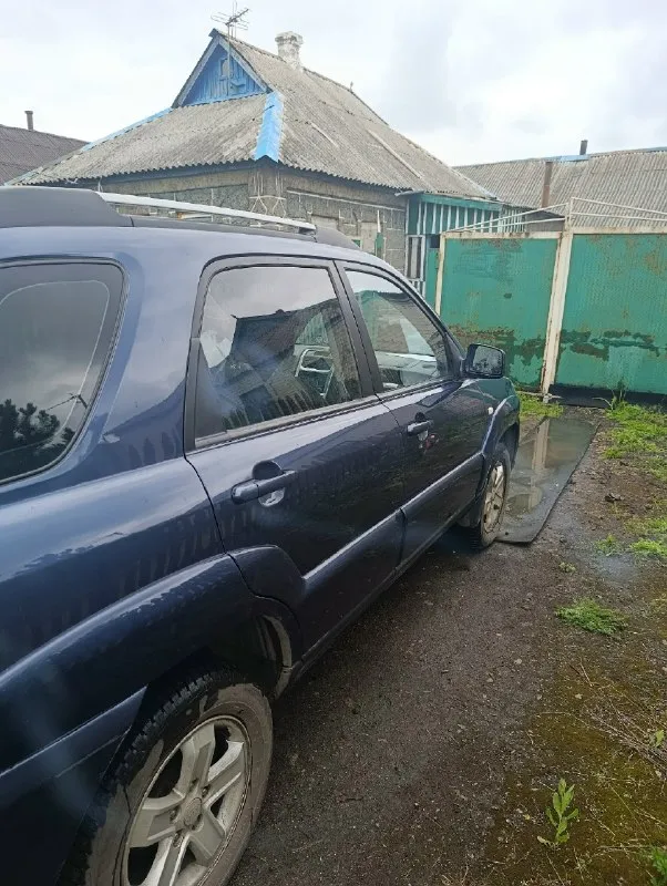 Продам kia спортейдж, 2009 года. Механика. Цена 800000. Все вопросы по телефону 79496936250, 79496935838.
📞 Звоните: +7(949)6936250 - фотография - 3