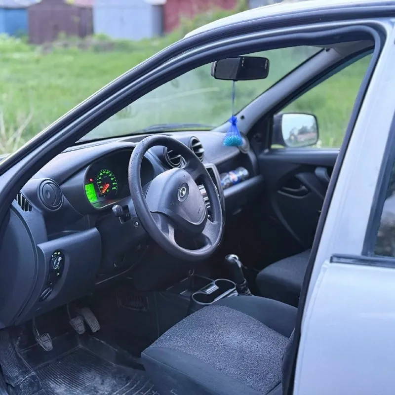Продаётся ваз гранта 2014 года выпуска 🚗, двигатель 8-клапанный объёмом 1.6 литра ⚙️. комплектация минимальная, но автомобиль надёжный и неприхотливый в обслуживании 🔧. техническое состояние хорошее👌. цена:350000 звоните, обсудим детали! +79493432415📞 📞 звоните: +7(949)3432415 - фотография - 5