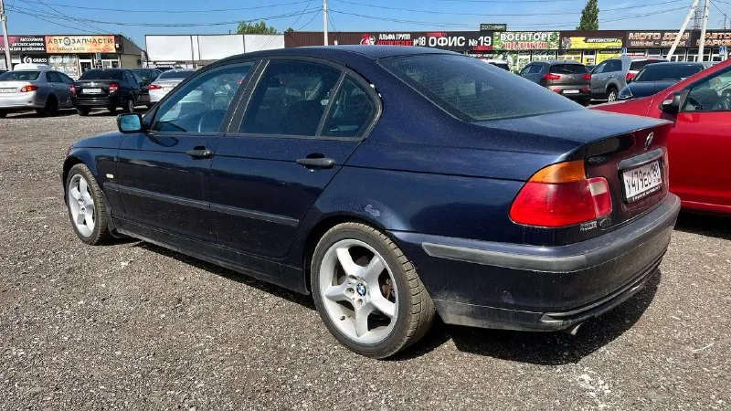 Bmw 318 2000 год 2,0 бензин механика в родном окрасе пригнана из европы обслужена климат работает цена 450 тыс руб!!! тел +79493153370 воздух не гоняем! - фотография - 4