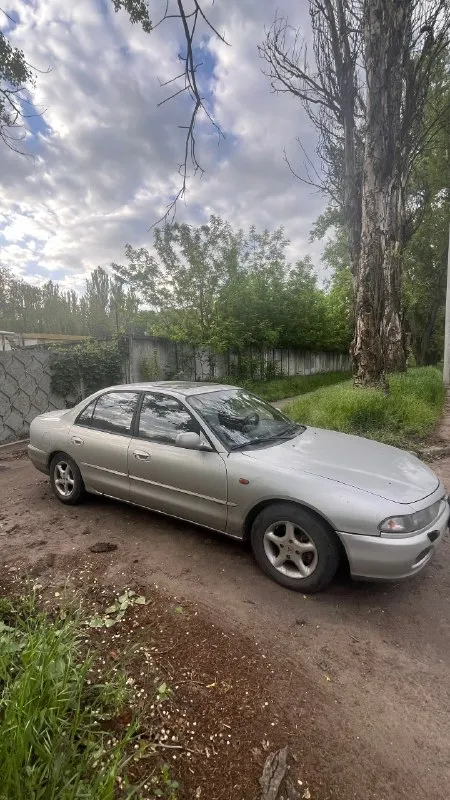 Mitsubishi галант 1993 года рождения. 2-х литровый. Люк работает. Она на ходу. Нужен ремонт ходовой, сзади справа требуется замена пружины. Так же есть поврежденное заднее левое крыло и задний левый стоп.
Цена : 160.000₽
Тел: +79498745062
Или в личные сообщения
📞 Звоните: +7(949)8745062 - фотография - 1