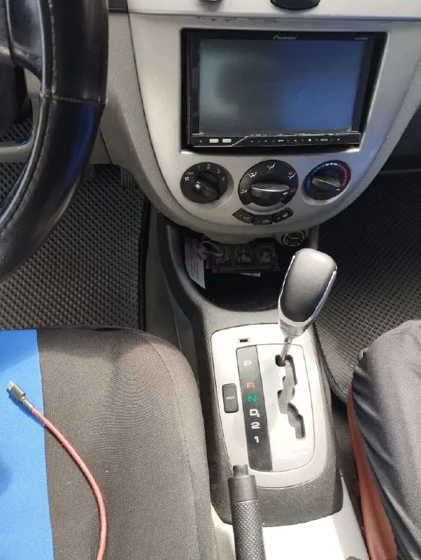 🔥Chevrolet lacetti, 2008 / автомат — живые агрегаты за адекватные деньги
Часто в этом бюджете предлагают «котов в мешке»: с убитой коробкой, стучащей ходовой или мёртвым кондиционером.
Здесь по механике полный порядок ✅
🔧 Что реально хорошо:
— Двигатель и акпп (ездят без проблем)
— Ходовая заменена в марте 2026 (свежая, можно не вкладываться)
— Кондиционер и печка работают штатно (летом не потеть, зимой не мёрзнуть)
⚠️ Есть недостатки по кузову — это видно. Но они уже заложены в цену.
💰 500 000 ₽
📞 Звоните, пока не уехала: +7 949 735-03-56
Приезжайте, посмотрите, заведёте, прокатитесь — решение примете на месте. - фотография - 4