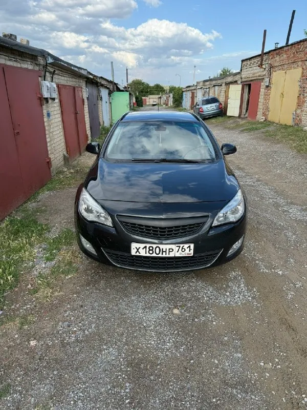 Opel астра j универсал 2011г. двигатель 1.6коробка автомат 6 ст. цена 650,собственник. авто в хорошем состоянии, находится в харцызске. +79495763738 📞 звоните: +7(949)5763738 - фотография - 1