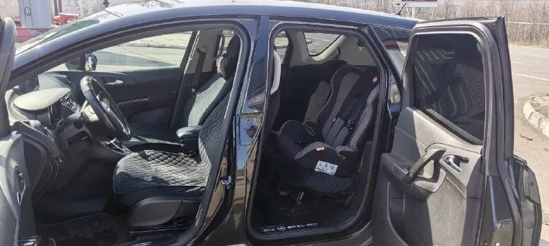 Продам личный автомобиль opel мерива б 2012 года выпуска. пробег 218000. цена 615000.машина полностью обслужена. вложений не требует. стоит андроид магнитола хорошая. сигнализация с автозапуском. есть видеорегистратор с камерой заднего вида. масло не ест. менял каждые семь тысяч. есть мелкие царапины по кузову. я хозяин. машина оформлена на меня. переоформление без проблем. по документам всё нормально. два комплекта колёс. зимняя резина на дисках. торг уместен. +79496849687. по запросу сделаю видео обзор. авто находится в снежном. могу по договорённости пригнать в ближайший город. 📞 звоните: +7(949)6849687 - фотография - 4