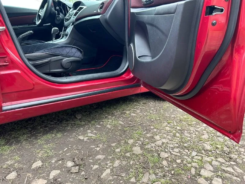 Chevrolet cruze 2010 год
1.4 Турбо (140л. С. ), 6 ступенчатый
На полном ходу. Работает абсолютно всё.
Документы чистые, полное переоформление.
Номера в подарок :)
Цена 750.000

+79493639149 Олег
📞 Звоните: +7(949)3639149 - фотография - 5