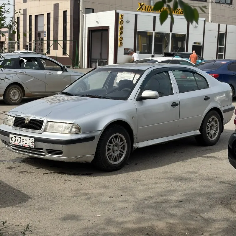 Продам / обмен skoda octavia a4 1999г 1.8 турбо с чугунным блоком / механика троссиковая динамика отличная, коробка переключает отлично пороги варить кузов желательно облить техника хорошая, новый стартер история машины хорошая с 2013 года в одних руках гур, кондиционер, 4 эсп, подогревы сидений из допов : сигнализация, андроид магнитола, выведен датчик генератора салон в хорошем состоянии вместительный багажник, так же складывается задний ряд отличный аналог автовазу за эти деньги 👍 автотека - https://autoteka. ru/report/web/uuid/a29ed99b-b011-446b-ae87-e07fd7b18fc1 моя цена 185.000₽ 🎁 89889804808 волгоград осмотр 📞 звоните: +7(988)9804808 - фотография - 1