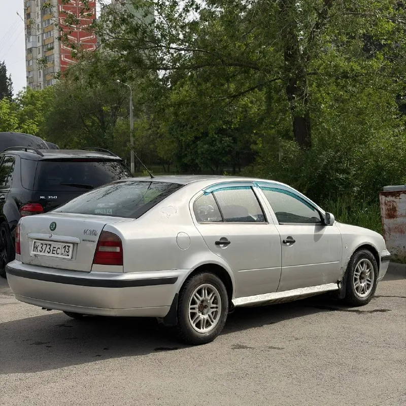 Продам / обмен skoda octavia a4 1999г 1.8 турбо с чугунным блоком / механика троссиковая динамика отличная, коробка переключает отлично пороги варить кузов желательно облить техника хорошая, новый стартер история машины хорошая с 2013 года в одних руках гур, кондиционер, 4 эсп, подогревы сидений из допов : сигнализация, андроид магнитола, выведен датчик генератора салон в хорошем состоянии вместительный багажник, так же складывается задний ряд отличный аналог автовазу за эти деньги 👍 автотека - https://autoteka. ru/report/web/uuid/a29ed99b-b011-446b-ae87-e07fd7b18fc1 моя цена 185.000₽ 🎁 89889804808 волгоград осмотр 📞 звоните: +7(988)9804808 - фотография - 3