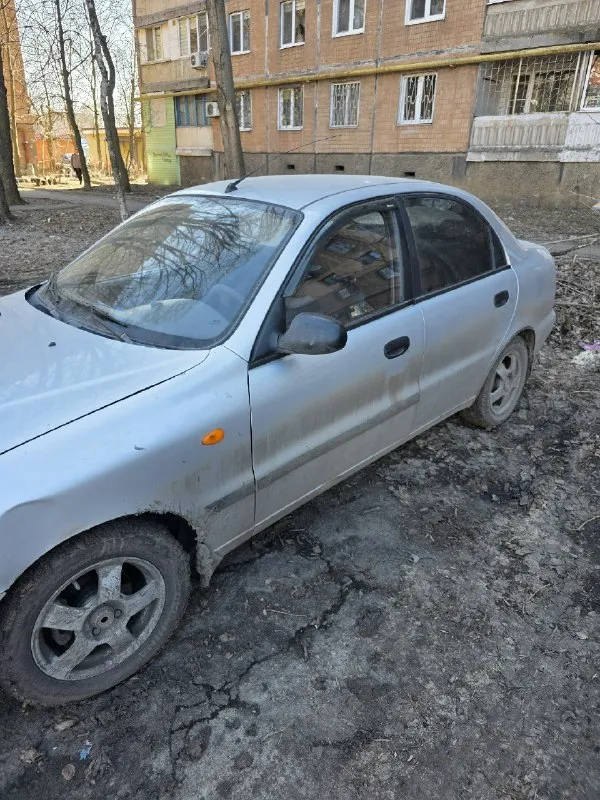 Продам автомобиль daewoo ланос (сенс) 1.4 2007 год. Пробег: 249446 авто на ходу, в такси не было, состояние на фото, кузов без гнили и корозии. Много чего перебрано, но есть куда приложить руки. Цена:180000, торг. Осмотр донецк, кировский район. +79493406086
📞 Звоните: +7(949)3406086 - фотография - 1