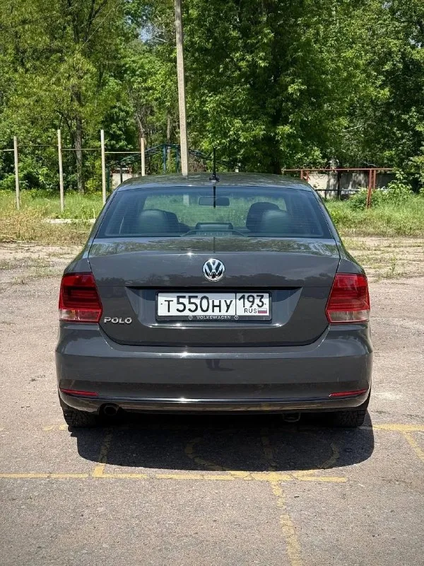 Volkswagen polo цена- 888.000₽ год- 2018 мотор - 1.6 бензин пробег - 165 тыс. км коробка - механика возможна продажа в кредит +79494159347 - фотография - 6