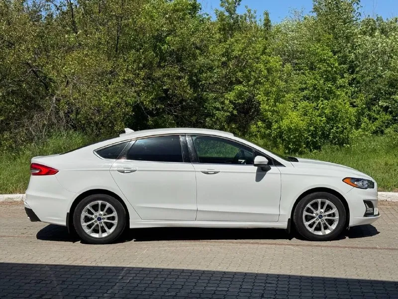 Ford fusion usa год выпуска 2019 двигатель 1.5 бензин коробка автомат пробег 79000 км цена 1 530 000 руб небольшой торг. машина обслужена, безопасность вся на месте. телефон +79493330237 - фотография - 8