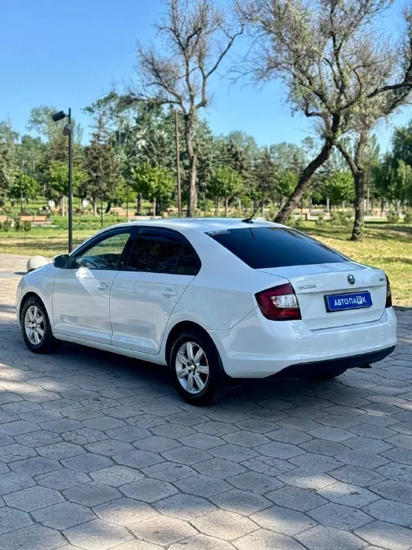 🚙 Skoda rapid

💰Цена: 970 000р
🏢Город: мариуполь
📅Год выпуска: 2019
🧾Пробег: 145 760 км.
⚙️Двигатель: 1.6
⛽Топливо: бензин/газ
⚙️Кпп: механика

📞 Телефон:

+7-949-727-41-51
+7-949-551-91-52
+7-989-263-55-56

💾 Описание:

Всеми лю. .. > лифтбэк - огромный багажник
✅ Надежный двигатель
✅ Маленький расход топлива
✅ Южная эксплуатация
⛽️ Газ евро-4

❄️ Кондиционер (работает отлично), полный электропакет, abs, airbag, птф, усилитель руля, центральный замок, штатная магнитола с usb, подогрев сидений, бортовой компьютер.

➕Автомобиль с пройденным техническим осмотром и готов к переоформлению.

Улица шевченко 2️⃣6️⃣9️⃣

🏦 Возможна продажа в кредит по двум документам. - фотография - 4