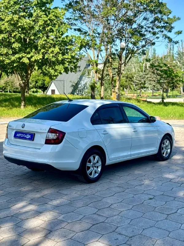 🚙 Skoda rapid

💰Цена: 970 000р
🏢Город: мариуполь
📅Год выпуска: 2019
🧾Пробег: 145 760 км.
⚙️Двигатель: 1.6
⛽Топливо: бензин/газ
⚙️Кпп: механика

📞 Телефон:

+7-949-727-41-51
+7-949-551-91-52
+7-989-263-55-56

💾 Описание:

Всеми лю. .. > лифтбэк - огромный багажник
✅ Надежный двигатель
✅ Маленький расход топлива
✅ Южная эксплуатация
⛽️ Газ евро-4

❄️ Кондиционер (работает отлично), полный электропакет, abs, airbag, птф, усилитель руля, центральный замок, штатная магнитола с usb, подогрев сидений, бортовой компьютер.

➕Автомобиль с пройденным техническим осмотром и готов к переоформлению.

Улица шевченко 2️⃣6️⃣9️⃣

🏦 Возможна продажа в кредит по двум документам. - фотография - 6