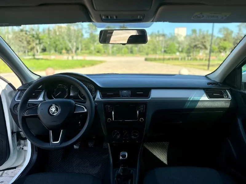 🚙 Skoda rapid

💰Цена: 970 000р
🏢Город: мариуполь
📅Год выпуска: 2019
🧾Пробег: 145 760 км.
⚙️Двигатель: 1.6
⛽Топливо: бензин/газ
⚙️Кпп: механика

📞 Телефон:

+7-949-727-41-51
+7-949-551-91-52
+7-989-263-55-56

💾 Описание:

Всеми лю. .. > лифтбэк - огромный багажник
✅ Надежный двигатель
✅ Маленький расход топлива
✅ Южная эксплуатация
⛽️ Газ евро-4

❄️ Кондиционер (работает отлично), полный электропакет, abs, airbag, птф, усилитель руля, центральный замок, штатная магнитола с usb, подогрев сидений, бортовой компьютер.

➕Автомобиль с пройденным техническим осмотром и готов к переоформлению.

Улица шевченко 2️⃣6️⃣9️⃣

🏦 Возможна продажа в кредит по двум документам. - фотография - 8