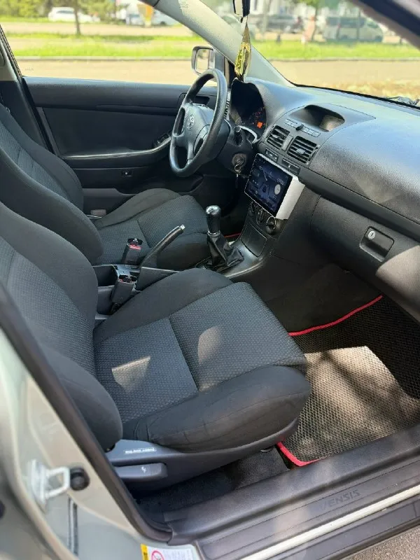 Продам toyota avensis 2005г. В двигатель 1.8 бензин коробка механическая 5-ти ступка. Я один хозяин в стс и птс. Во владении с 2016г. Эксплуатация бережная. Двигатель работает идеально масло не расходует совершенно, масло только оригинал 5w40 поменяно 2000км назад, все фильтра соответственно. Так же стоит новая рулевая рейка, передние торм. Диски и колодки и задние колодки 1500 км. Назад поменяны. Новая лямбда и т. Д список проделанных работ предоставлю. Все стекла родные, дтп никаких не было. Комплектация: мульти руль, 4 эсп, подогрев заднего стекла, зеркал и сидений, abs, esp, оптика линзованая с завода, складывание зеркал, кондиционер обслуживал год назад, полностью в рабочем состоянии, туманки led, сенсорная магнитола android 4 колонки pride два ключа. Авто в идеальном состоянии, таких мало осталось. Машиной останется довольны, качество и надёжность говорит сама за себя. Техосмотр пройден, готова к переоформлению. Цена 💰675.000тыс. Руб возможен адекватный торг! Осмотр
📞 Звоните: +7(949)3630433 - фотография - 6