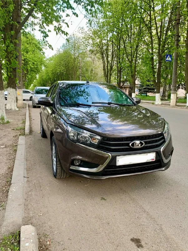 Продам lada vesta 2015 г.
Мотор 1.6 не дымит не троит.
Масложора нет.
Кпп механика, ходовая вся обслужена.
Состояние автомобиля на твердую 5!
Автомобиль весь обслужен, богатая комплектация
Климат контроль, датчики дождя и света.
Abs, esp, эур, подогревы передних сидений, зеркал, лобового стекла, заднего стекла, задний парктроник, штатная магнитола с bt, газ евро 4,остекление все заводское, стоят линзованые фары, свет бомба!
Старые фары отдам с машиной.
Кузов оцинкован что значит большой плюс.
Красивый комбинированный салон.
Документы в полном порядке
Переоформление без проблем.
Цена 730000 тысяч рублей
Торг реальному покупателю у капота
Осмотр г. Харцызск
Связь
+7949-521-31-10 (Тг/мах)
+7949-482-25-82 (Тг/мах)
Всем удачи 🍀 - фотография - 2