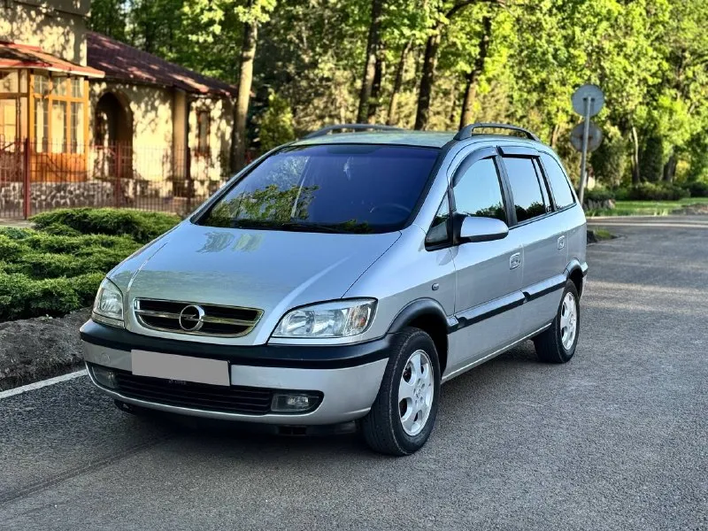 Opel zafira a 2004 года выпуска 1.8 бензин, механика состояние идеальное вся обслуженная от а до я пригнана была из германии 1 владелец, делать абсолютно ничего не нужно завел и поехал кузов отличный без ржавчины дтп и тому подобного состояния действительно идеальное пробег 184.000км максимальная комплектация климат рабочий холодит очень хорошо кто хочет хороший семейный автомобиль без дальнейших вложений звоните связь может быть плохая дозванивайтесь торг строго у капота 570.000 руб. +79493829905 +79198860059 📲 tg: @vania_3773 📞 звоните: +7(949)3829905 - фотография - 1
