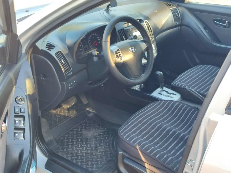 Продам авто hyundai elantra 2011г почти вся в родном окрасе стекла все родные, автотека зелёная 🌿
Объём 1.6 (акпп) эл зеркала с подогревом, бортовой компьютер, мульти руль, кондиционер, четыре стеклоподъёмники, подогрев сидений, aux usb, сигнализация с автозапуском, диски
Цена 630 т. ₽ +7 949 406-30-08 - фотография - 8