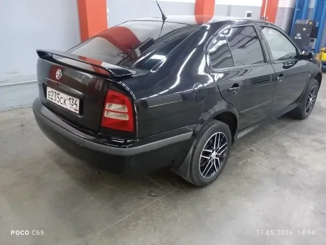 Skoda octavia 2008 г. двигатель: 1.6 (bfq, 102 л. с) 3 владельца без дтп, автотека зелёная, могу предоставить при необходимости пробег: 164 800 (родной, подтверждается автотекой) комплектация wts, спортивный обвес, трехспицевый кожанный руль, чёрный потолок, передние сидения с развитой боковой поддержкой, abs, кондиционер работает), электро регулировка и обогрев зеркал, передние электрические стеклоподьемники, заводской центральный замок. все функции в машине работают юридически всё в порядке цена: 570.000 рублей, торг при осмотре г. донецк продажа с переоформлением в мрэо. остальные вопросы по телефону денис +79493230454 📞 звоните: +7(949)3230454 - фотография - 7