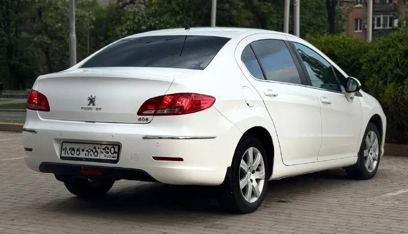 Тел. +79493988204 продам peugeot 408 2012г. в идеальном состоянии! по автомобилю делать не чего не надо!! готов ехать на любые проверки за ваш счёт! птс оригинал два владелец по птс! переоформление в мрэо комплектация двигатель 1.6 бензин пробег 129т abs esp airbag бортовой компьютер подогрев сидений подогрев зеркал parktronic двухзонный климат контроль 4 стеклоподъемника хорошая резина цена 620.000т. р очень срочно торг возможно продажа в кредит - фотография - 4