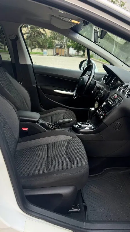 Тел. +79493988204 продам peugeot 408 2012г. в идеальном состоянии! по автомобилю делать не чего не надо!! готов ехать на любые проверки за ваш счёт! птс оригинал два владелец по птс! переоформление в мрэо комплектация двигатель 1.6 бензин пробег 129т abs esp airbag бортовой компьютер подогрев сидений подогрев зеркал parktronic двухзонный климат контроль 4 стеклоподъемника хорошая резина цена 620.000т. р очень срочно торг возможно продажа в кредит - фотография - 8
