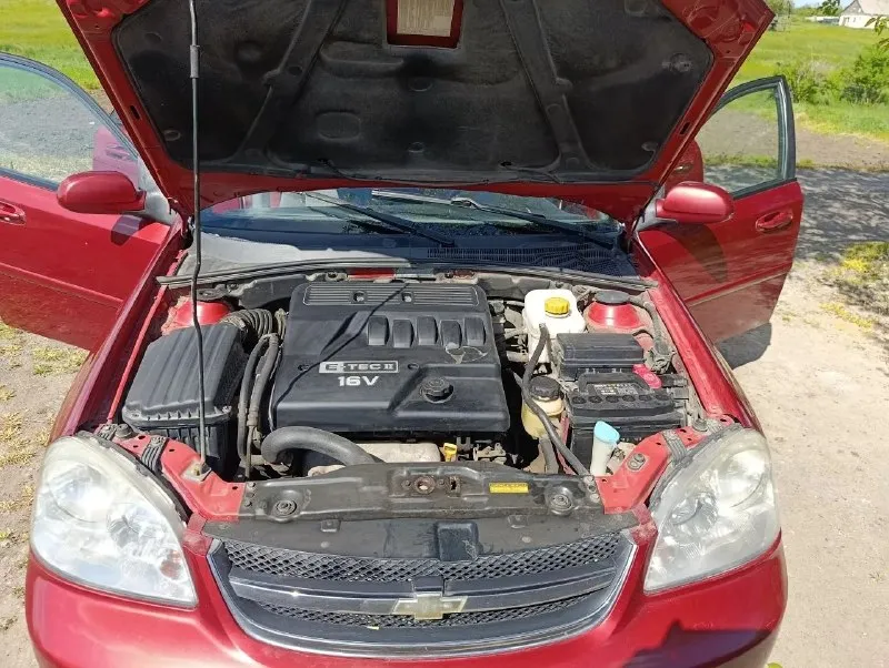 Chevrolet lacetti, 2008🚗 🐎мкпп⚙ двигатель обслужен не дымит, масло не ест⌛ мкпп работает исправно, передачи не хрустят⏱ сцепление новое, тормозные диски новые. хорошее состояние кузова⛏ птс оригинал✔ ходовая мягкая⚾ 1 хозяин за все время эксрлуатации✅ музыка, два ключа два брелка. led освещение💎 электро регулировка зеркал❗ 2 электро стеклоподъемника⚡ дно в хорошем состоянии💥 технически обслужена😐 электрика без нареканий⚡ цена 420 тыс торг‼ +79493609909 обмен с вашей доп. цена и состояние 🔥 - фотография - 9