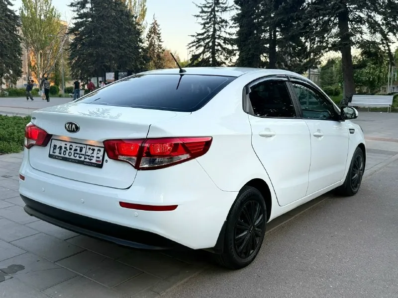 Автор: в продаже kia rio ill рестайлинг авто в идеальном состоянии не бита не крашена автомобилем владею не первый год вложений не каких не требует 2 ключа кондиционер заправлен сигнализация с обратной связью расходники все поменяны салон чистый не прокуреный по документам любое переформление год выпуска 2016 пробег родной 180.000т комплектация: comfort комплект резины. автотека зелёная 🌿 в такси и прочее не была. остальные вопросы по телефону +7(949)287 0956 возможен обмен. цена 745.000 торг у капота. . . !!!наш телеграм канал [ бесплатное размещение за репост!!! правила сообщества [ мы в мах [ 📞 звоните: +7(949)2870956 - фотография - 3