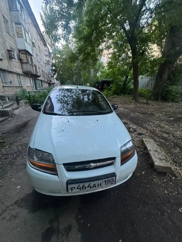 Я владелец, 2005 год, chevrolet авео, 1.5, механика ездил в основном на дачу, машина не новая, стоит планшет и камера заднего вида, есть газ, в том году перебирал всю ходовку. цена: 240.000 рублей с торгом феникс: +7949-336-94-99 📞 звоните: +7(949)3369499 - фотография - 1