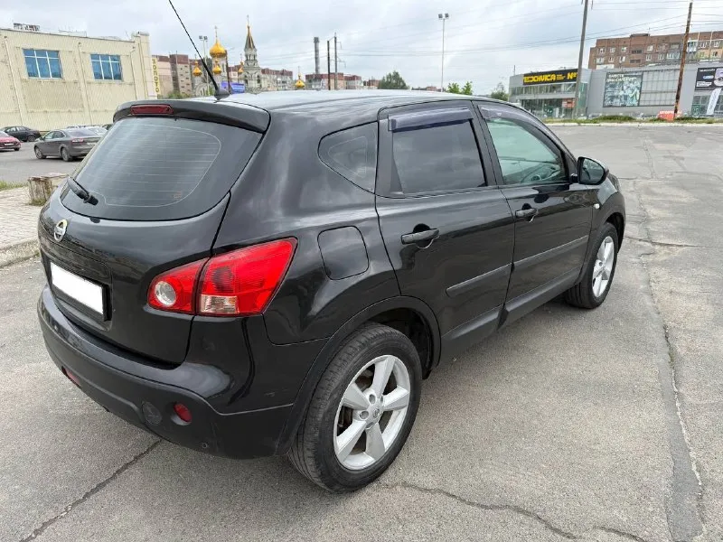 Nissan qashqai 2008 — 2.0 бензин, полный привод. подтвержденный родной пробег 196 000 км. отличное состояние. максимальная комплектация: панорамная крыша, все стекла родные, включая лобовое. оцинкованный кузов без коррозии. работает ровно, коробка переключает мягко. ходовая без стуков. автомобиль готов к эксплуатации — сел и поехал. полный порядок по документам, техосмотр пройден. цена: 780 000. г. донецк. контакт: +79493710826 (telegram, max). можем предоставить все данные по автомобилю. 📞 звоните: +7(949)3710826 - фотография - 5