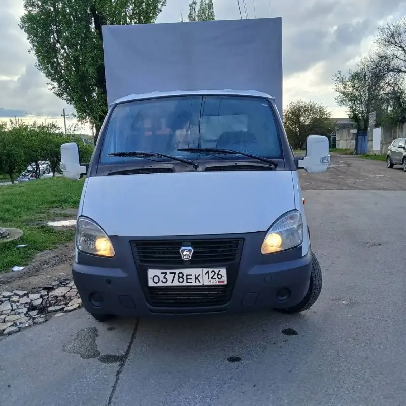 Продам свою газель! я собственник! имеется свежий тех осмотр! машина в очень хорошем состоянии, двигатель кпп ходовая часть на 5из5 по авто нету никаких нареканий и вложений! кузов и рама в хорошем целом состоянии! рама без трещин! двигатель 406 змз после кап ремонта! имеется гур, новый тент, новая резина, все что должно работать работает в штатном режиме, ручник держит! электра вся исправна! остальные вопросы по телефону! цена 575.000т. торг небольшой!!! тел: +7 (949) 985-01-26 за новым авто в автосалон - фотография - 1