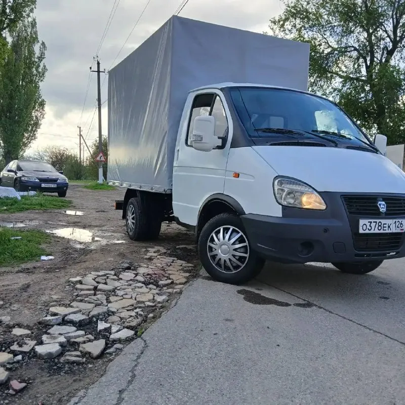 Продам свою газель! я собственник! имеется свежий тех осмотр! машина в очень хорошем состоянии, двигатель кпп ходовая часть на 5из5 по авто нету никаких нареканий и вложений! кузов и рама в хорошем целом состоянии! рама без трещин! двигатель 406 змз после кап ремонта! имеется гур, новый тент, новая резина, все что должно работать работает в штатном режиме, ручник держит! электра вся исправна! остальные вопросы по телефону! цена 575.000т. торг небольшой!!! тел: +7 (949) 985-01-26 за новым авто в автосалон - фотография - 2