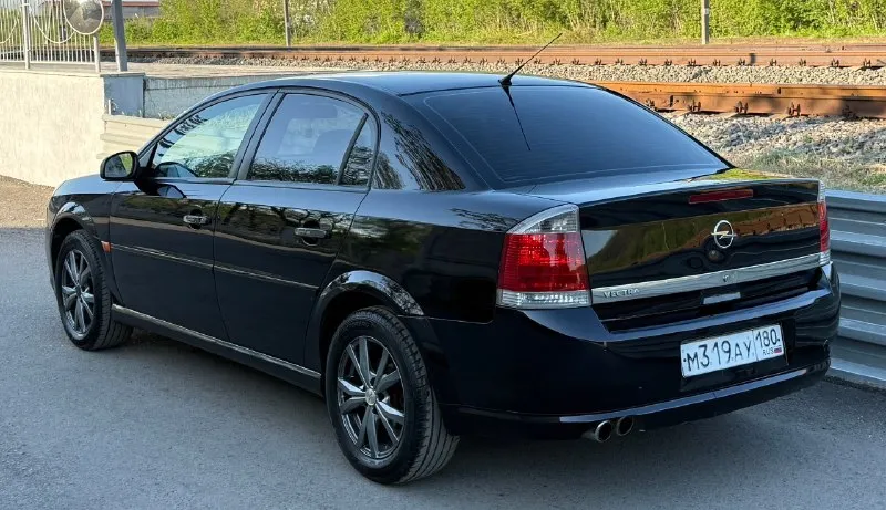 Продам: opel vectra c 1.8 бензин, механика 2008 года выпуска кузов хороший не гнилой днище, пороги, арки без ржавчины очень много вложили в авто техника новой машины кондиционер электронные стеклоподъемники, гур, магнитола сигнализация пробег оригинал 201.000 км можем ехать на любые сто и проверять я только за, за авто не стыдно звоните все по тел расскажу ухоженный автомобиль цена490.000руб. +79493829905 феникс +79198860059 мтс 📞 🇷🇺 звоните: +7(919)8860059 - фотография - 3