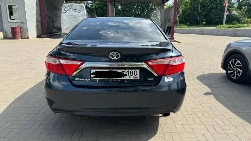 Продам toyota camry 55 2016 г. в., двигатель 2.5., акпп - 6 ступенчатый комплектация se, aisin, 181 л. с., пробег 180 000 тыс. км. салон ухоженный алькантара, состояние сел и поехал все расходники поменяны, делать ничего не нужно. отличная акустика + камера заднего хода. по кузову есть незначительные коцки любые проверки, 2 владельца. цена : 1450000 ( торг) город донецк, днр, тел. +79496735127 - фотография - 9