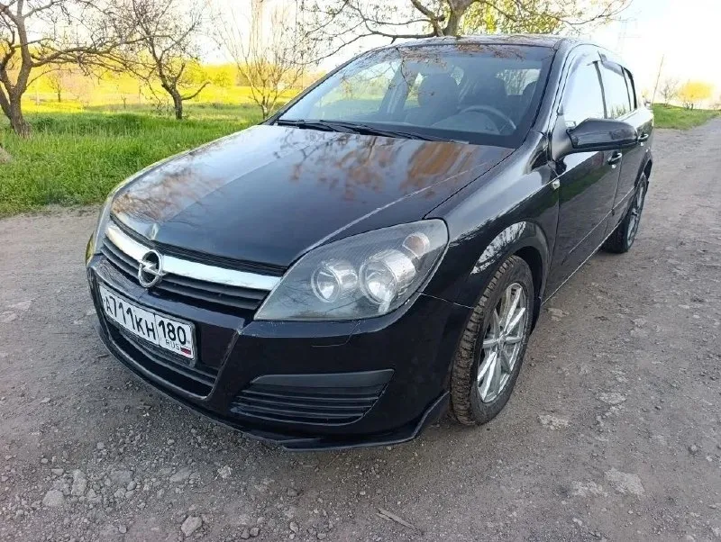 Продажа в днр опель астра 2007 г мотор 1, 8 коробка автомат, состояние нормальное. цена 570 тыс. руб. возможен обмен с моей или вашей доплатой. +79495119797 - фотография - 1