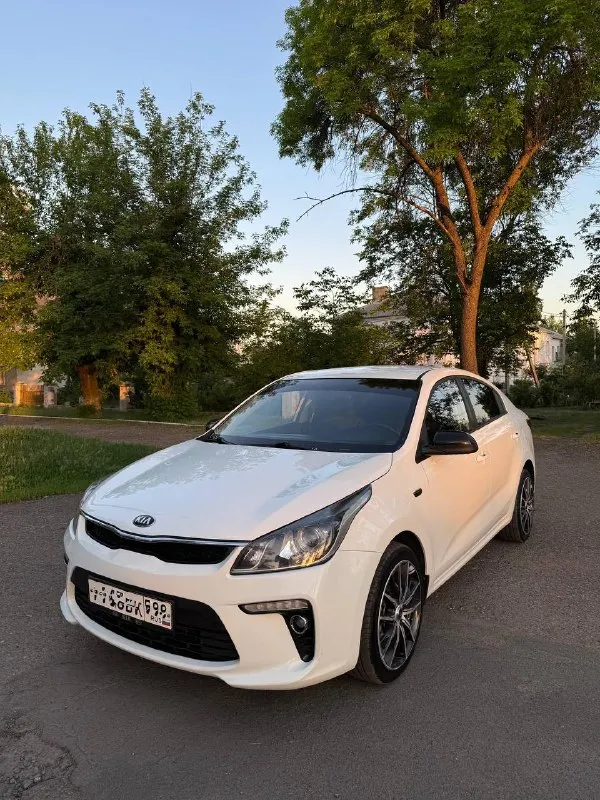 Kia rio iv 2017 года
Родной пробег 104 тысячи км
Двигатель 1.6, коробка механика
Ухоженный авто, в одних руках с момента покупки в салоне, обслуживание проходил у официального дилера
Машина не требует никаких вложений, полностью обслужена, сел и поехал
Хорошая комплектация с камерой заднего вида, парктрониками, датчиком давления в шинах, климат-контролем, подогрев руля и передних сидений, мультируль
Машина на новой летней резине
Дополнительно установлены дорогие линзы в фары, сделана качественная шумоизоляция, а также установлен андроид планшет и сигнализация с автозапуском starline
У авто один единственный владелец, птс оригинал и два ключа, в такси никогда не работала, и не использовалась в коммерческих целях
Буду присутствовать в мрэо, техосмотр пройден
Цена - 1 миллион 290 тысяч
Моспино, пролетарский район
Звоните +79493463931, телеграмм
📲 Tg: @maks_dons
📞 Звоните: +7(949)3463931 - фотография - 1
