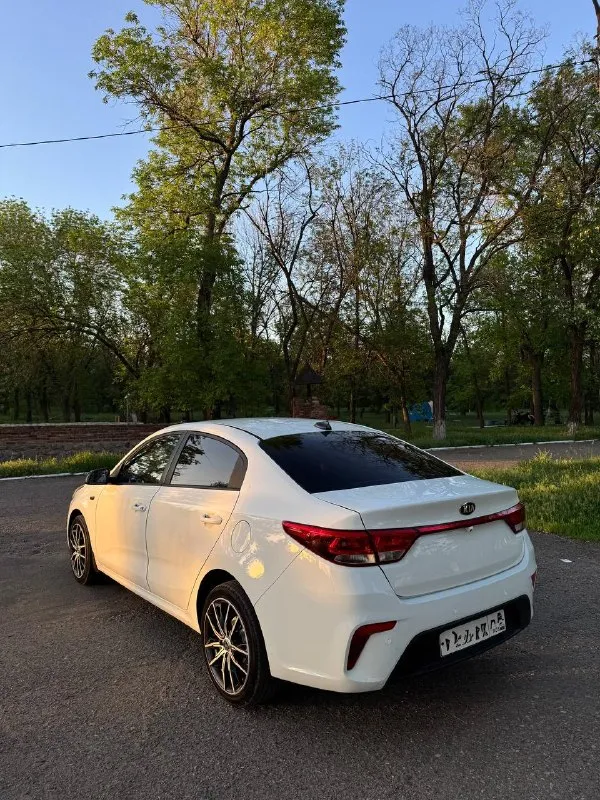 Kia rio iv 2017 года
Родной пробег 104 тысячи км
Двигатель 1.6, коробка механика
Ухоженный авто, в одних руках с момента покупки в салоне, обслуживание проходил у официального дилера
Машина не требует никаких вложений, полностью обслужена, сел и поехал
Хорошая комплектация с камерой заднего вида, парктрониками, датчиком давления в шинах, климат-контролем, подогрев руля и передних сидений, мультируль
Машина на новой летней резине
Дополнительно установлены дорогие линзы в фары, сделана качественная шумоизоляция, а также установлен андроид планшет и сигнализация с автозапуском starline
У авто один единственный владелец, птс оригинал и два ключа, в такси никогда не работала, и не использовалась в коммерческих целях
Буду присутствовать в мрэо, техосмотр пройден
Цена - 1 миллион 290 тысяч
Моспино, пролетарский район
Звоните +79493463931, телеграмм
📲 Tg: @maks_dons
📞 Звоните: +7(949)3463931 - фотография - 6